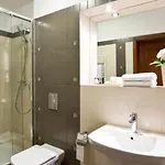 Benefis Boutique 3*