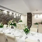 Benefis Boutique 3*